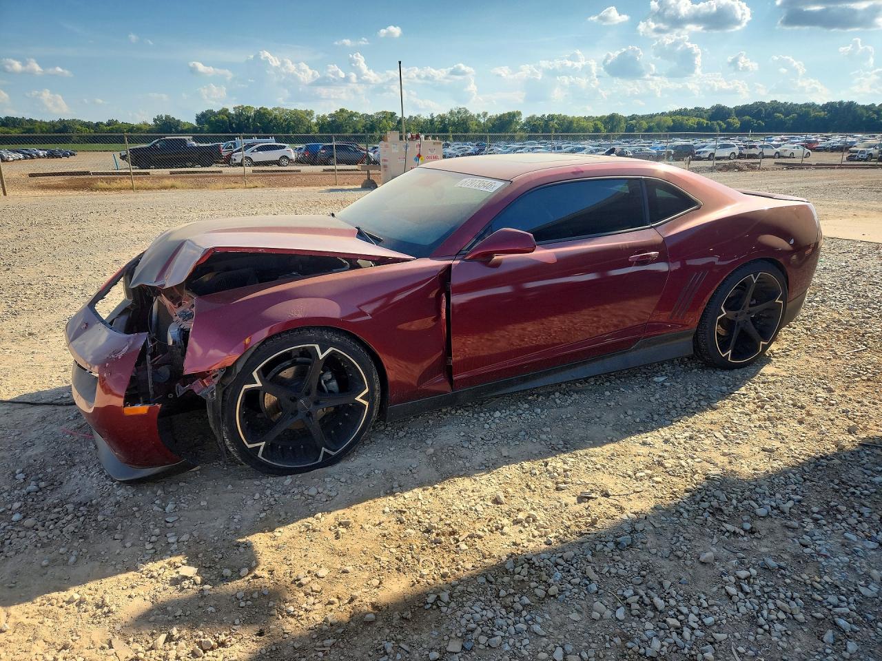 2011 CHEVROLET CAMARO LT | 2G1FB1ED0B9105371 | UPCARS
