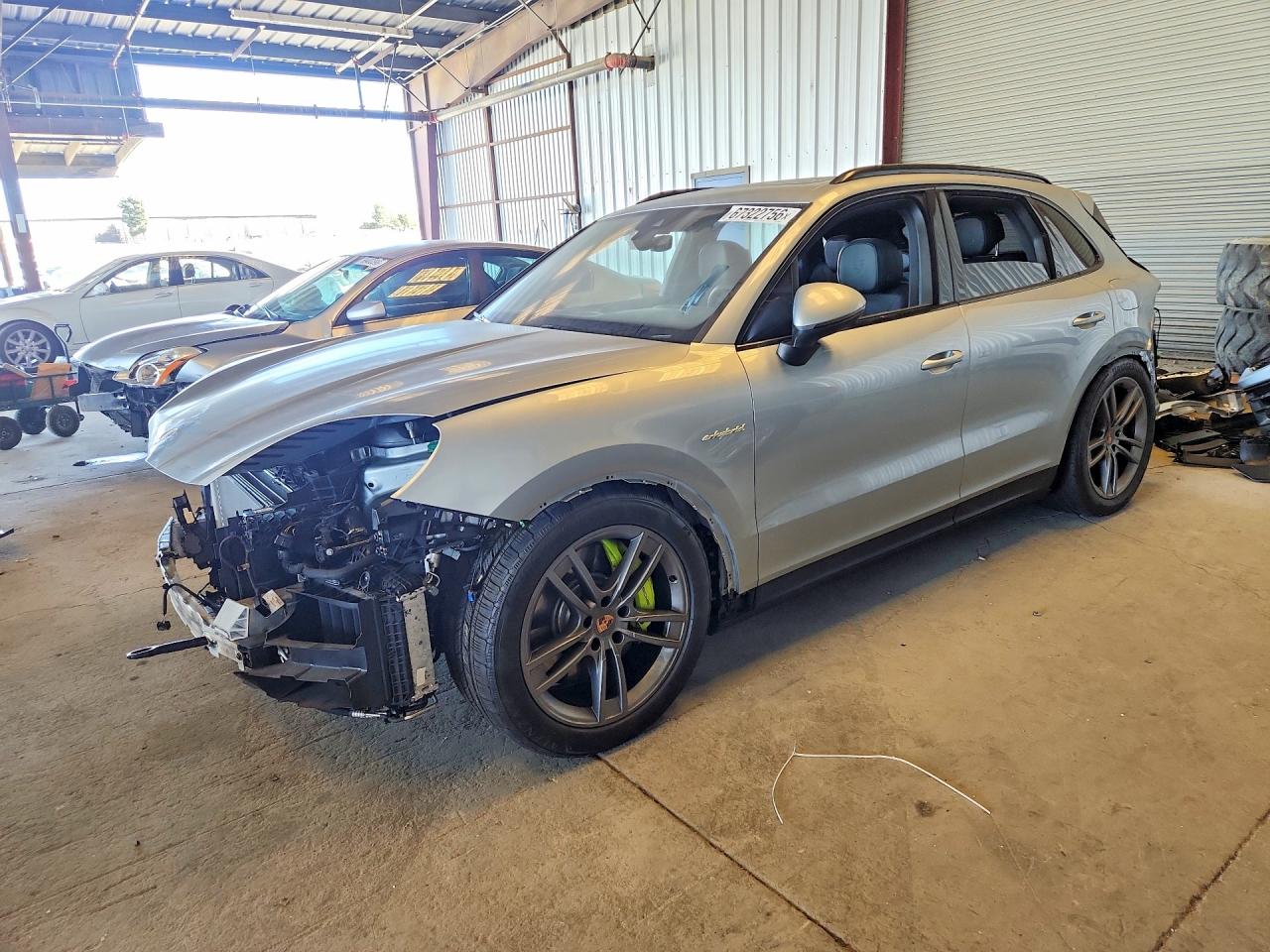 2026 PORSCHE CAYENNE SE HYBRID | WP1AN2AY0TDA20010 | UPCARS
