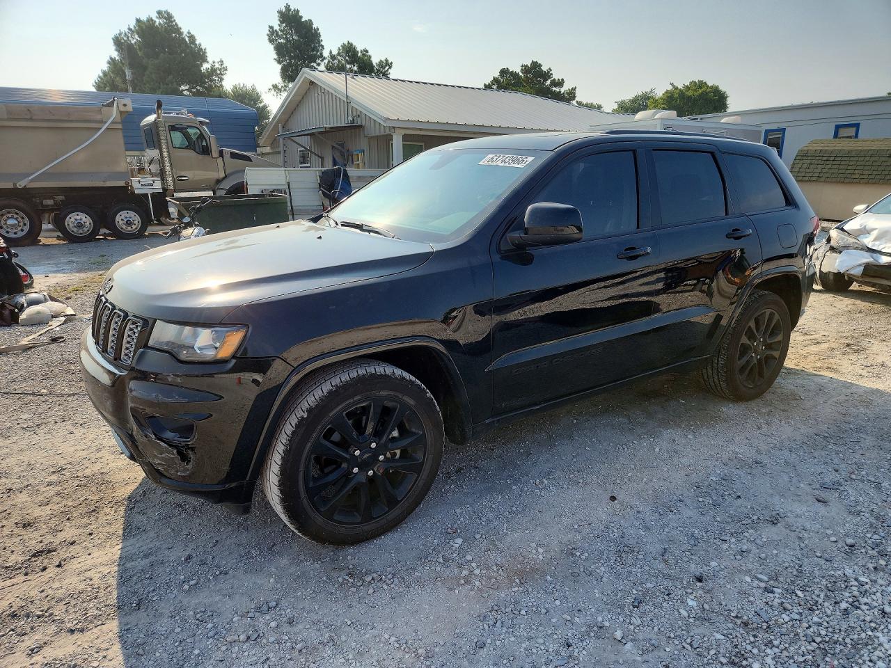 2017 JEEP CHEROKEE LAREDO | 1C4RJEAG6HC745732 | UPCARS