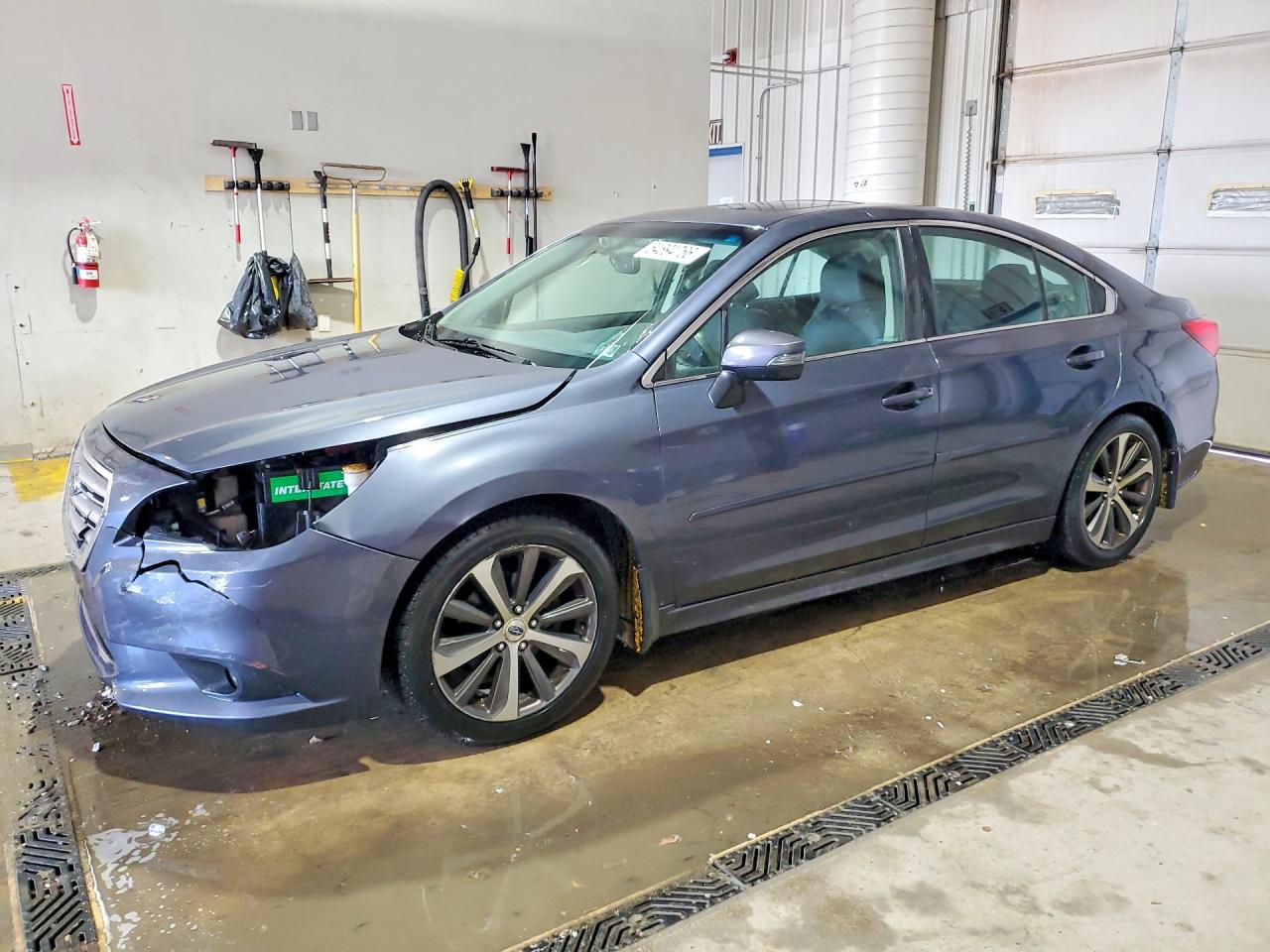 2015 SUBARU LEGACY 2.5I LIMITED | 4S3BNAN62F3076193 | UPCARS