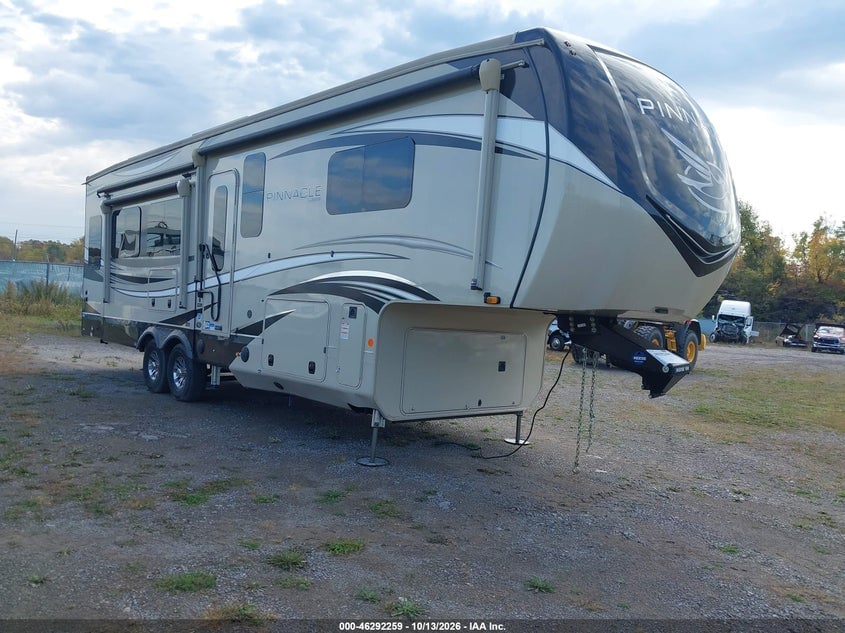 2022 JAYCO PINNACLE | 1UJCJ0BTXN1RV0109 | UPCARS