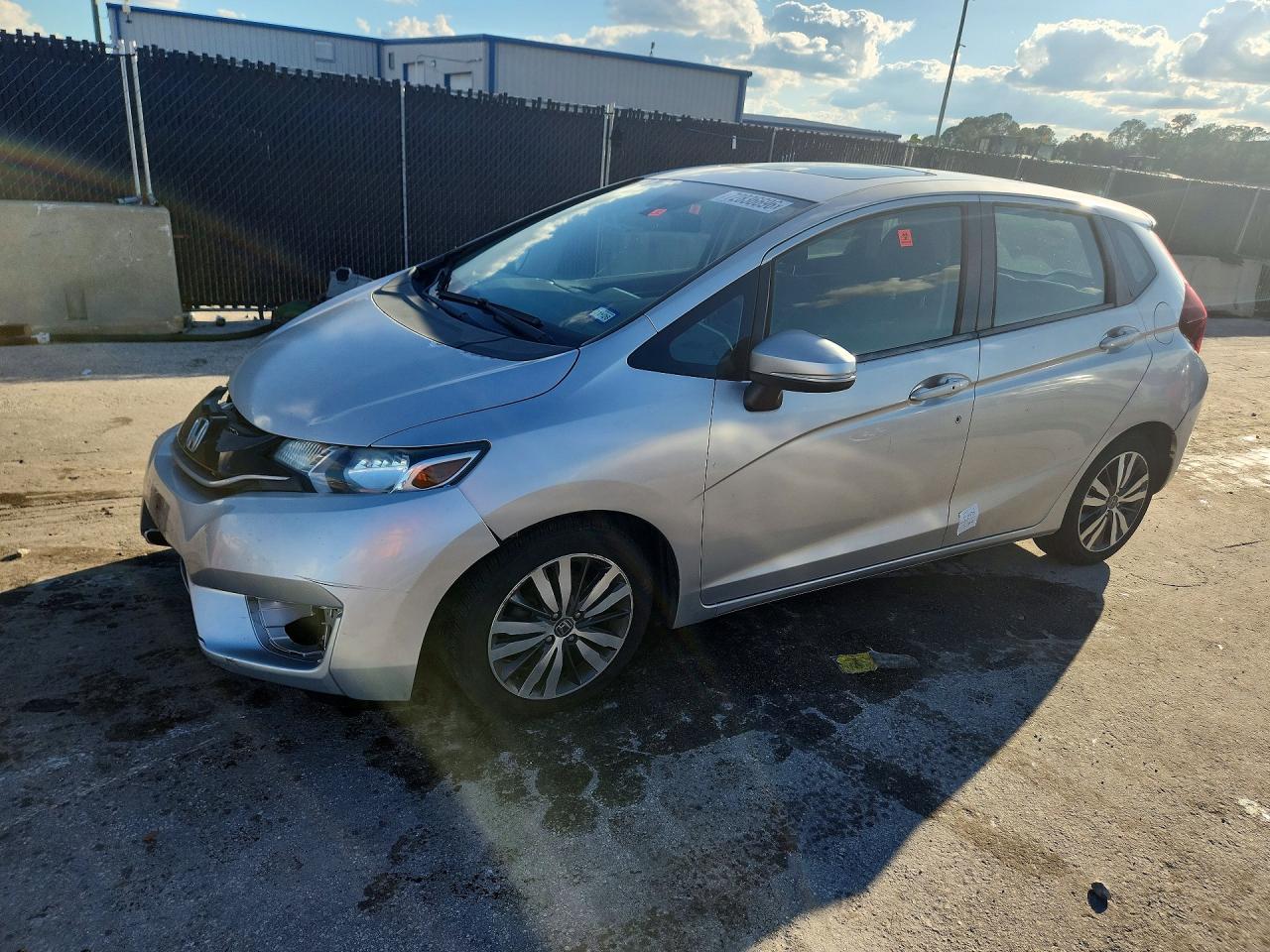 2015 HONDA FIT EX | 3HGGK5H84FM730193 | UPCARS