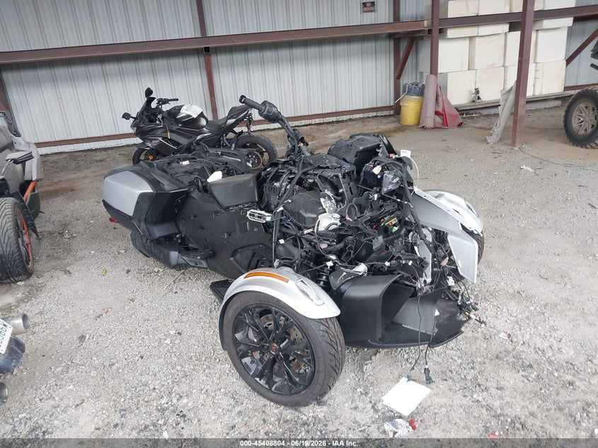 2024 CAN-AM SPYDER ROADSTE RT/RT LIMITED | 2BXNBDD21RV000070 | UPCARS