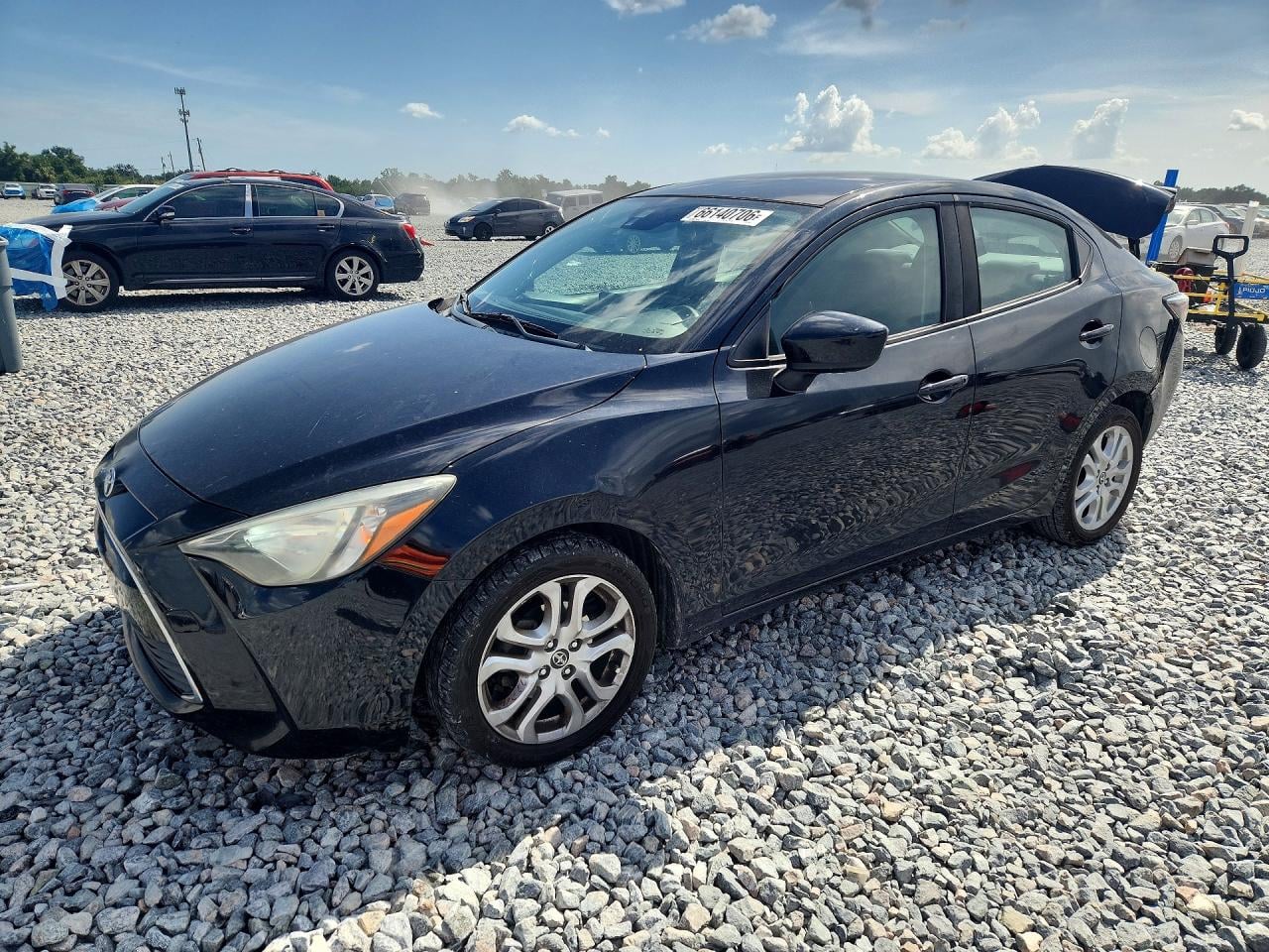 2017 TOYOTA YARIS | 3MYDLBYV6HY189941 | UPCARS