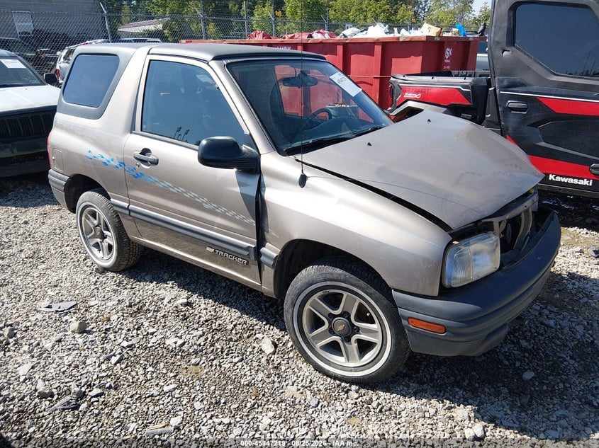 2002 CHEVROLET TRACKER | 2CNBJ18C526951679 | UPCARS