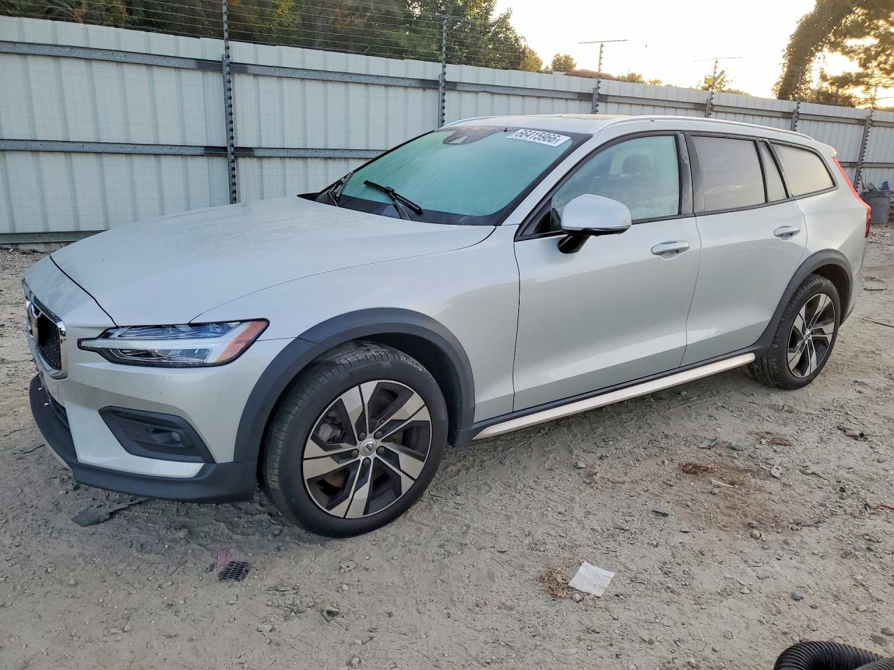 2021 VOLVO V60 T5 MOMENTUM | YV4102WK9M1069341 | UPCARS