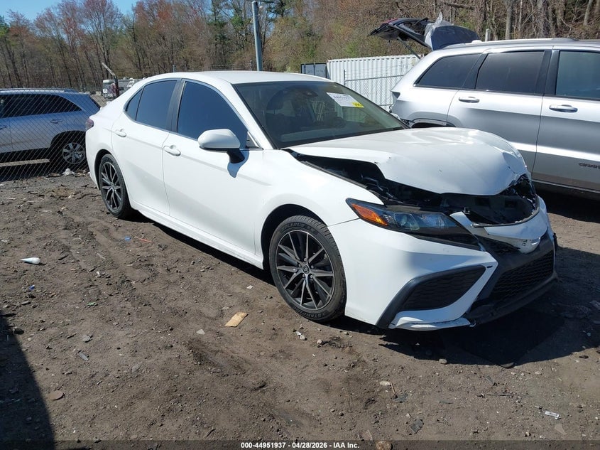 2021 TOYOTA CAMRY SE | 4T1G11AK4MU443974 | UPCARS