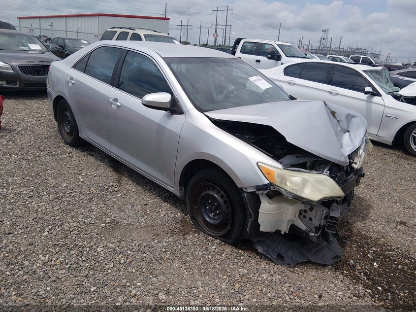 2014 TOYOTA CAMRY LE | 4T4BF1FK4ER408086 | UPCARS