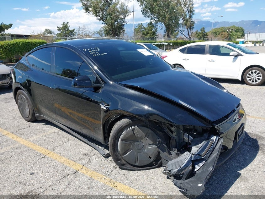 2026 TESLA MODEL Y ALL-WHEEL DRIVE/LONG RANGE LAUNCH SERIES/PREMIUM ALL-WHEEL DRIVE | 7SAYGDEE5TA640026 | UPCARS