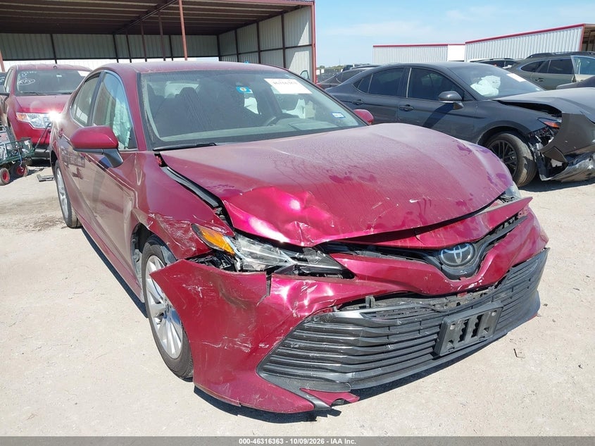2019 TOYOTA CAMRY LE | 4T1B11HK1KU782818 | UPCARS