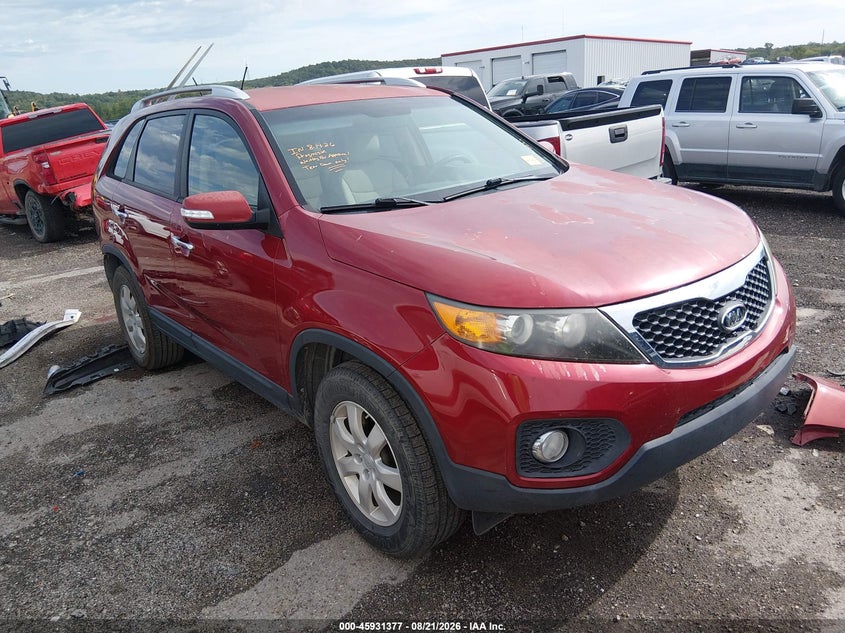 2011 KIA SORENTO LX | 5XYKT4A10BG075955 | UPCARS