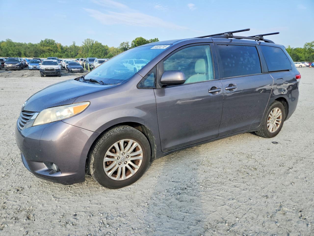 2013 TOYOTA SIENNA XLE 8-PASSENGER | 5TDYK3DC8DS399472 | UPCARS