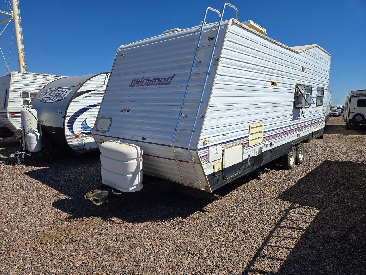 1999 GREAT NORTHERN TRAILERS WILDWOOD 31 FT TRAILER | 4X4TWDA23XC031961 | UPCARS