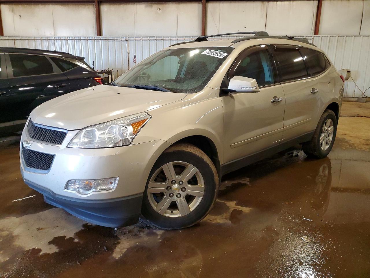 2011 CHEVROLET TRAVERSE LT | 1GNKVGED8BJ415182 | UPCARS