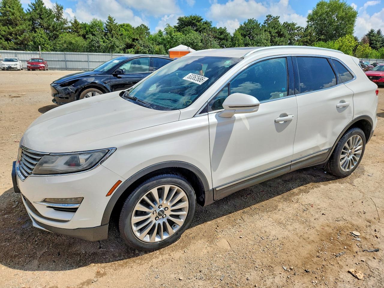 2015 LINCOLN MKZ | 5LMCJ2A99FUJ44563 | UPCARS