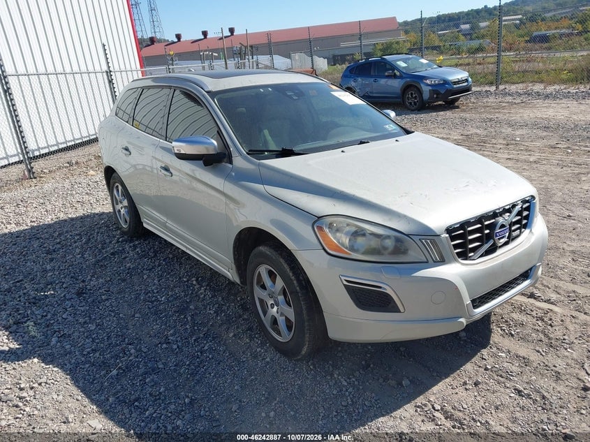 2012 VOLVO XC60 T6/T6 PLATINUM/T6 PREMIER PLUS/T6 R-DESIGN/T6 R-DESIGN PLATINUM/T6 R-DESIGN PREMIER PLUS | YV4902DZ9C2319317 | UPCARS