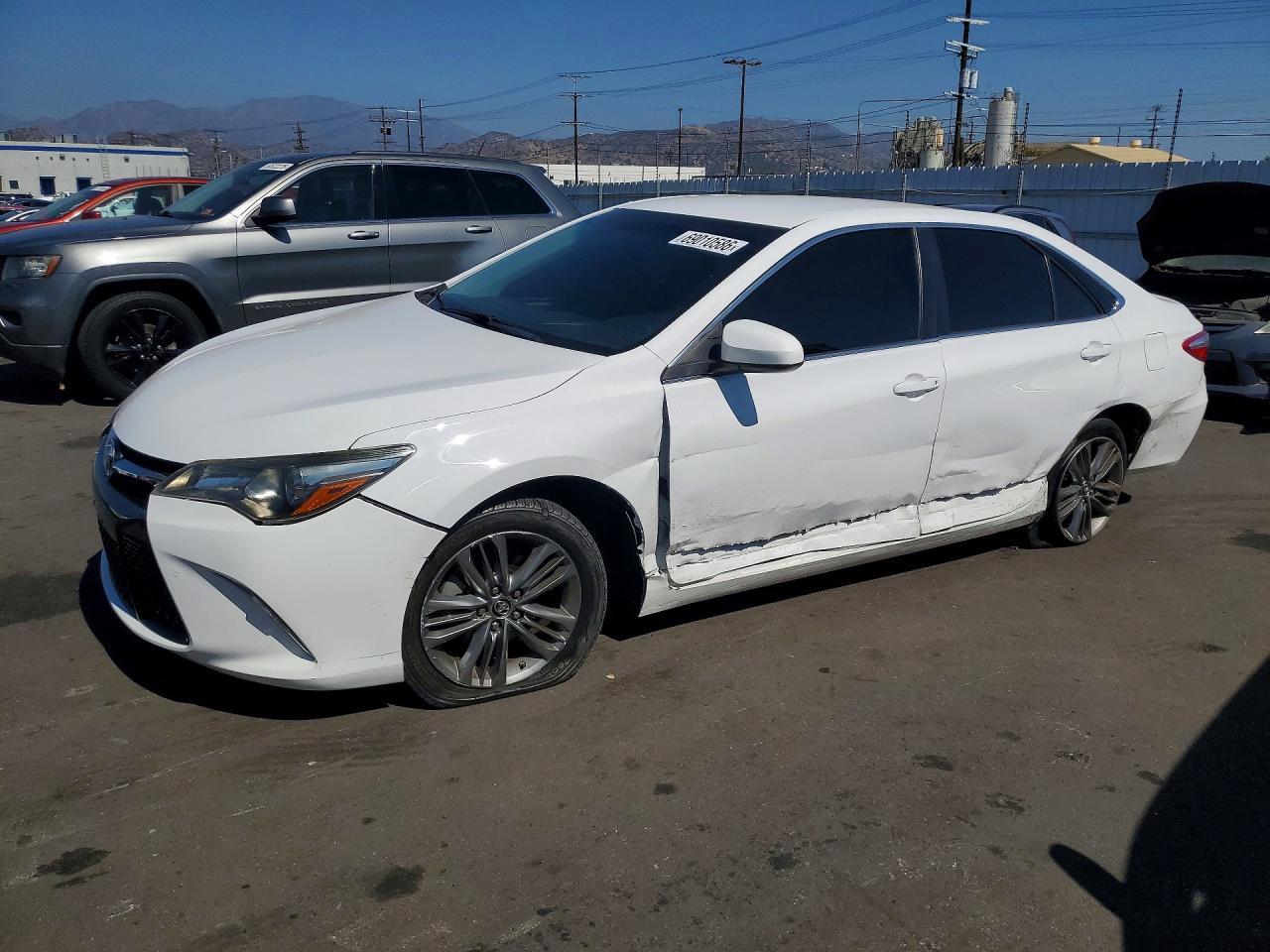 2017 TOYOTA CAMRY SE | 4T1BF1FK5HU381513 | UPCARS