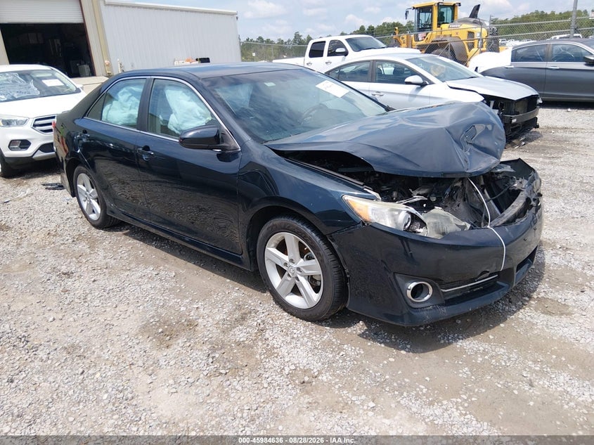 2014 TOYOTA CAMRY SE | 4T1BF1FK6EU368975 | UPCARS