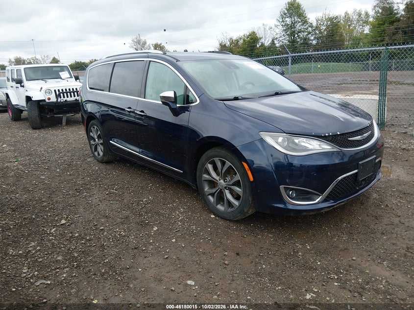 2017 CHRYSLER PACIFICA LIMITED | 2C4RC1GG0HR633459 | UPCARS