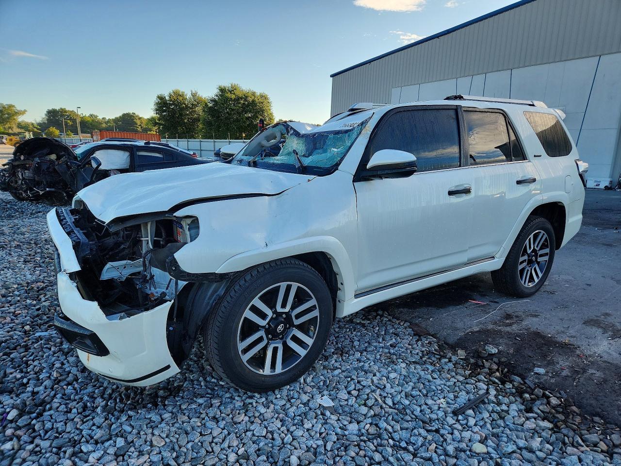 2020 TOYOTA 4RUNNER LIMITED | JTEZU5JR4L5227930 | UPCARS