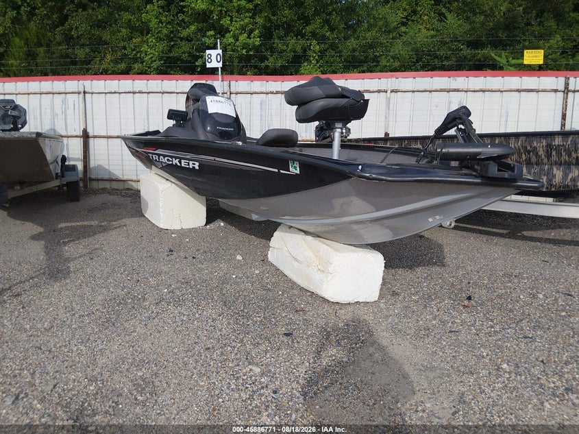 2024 TRACKER TRACKER MARINE | BUJ83223H324 | UPCARS