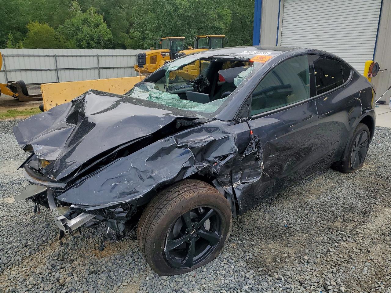 2026 TESLA MODEL Y | 7SAYGAEE9TF620153 | UPCARS