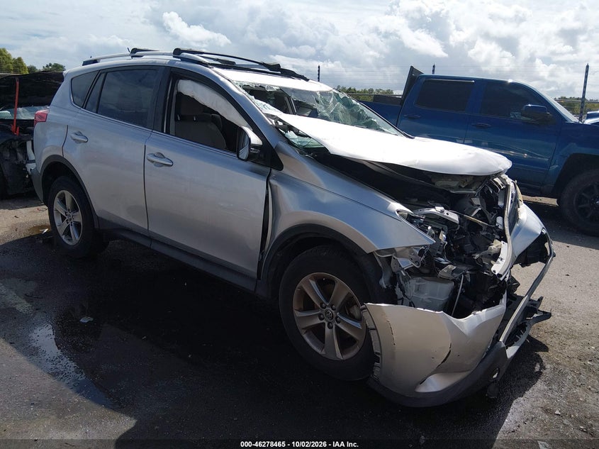 2015 TOYOTA RAV4 XLE | JTMWFREV6FD069827 | UPCARS