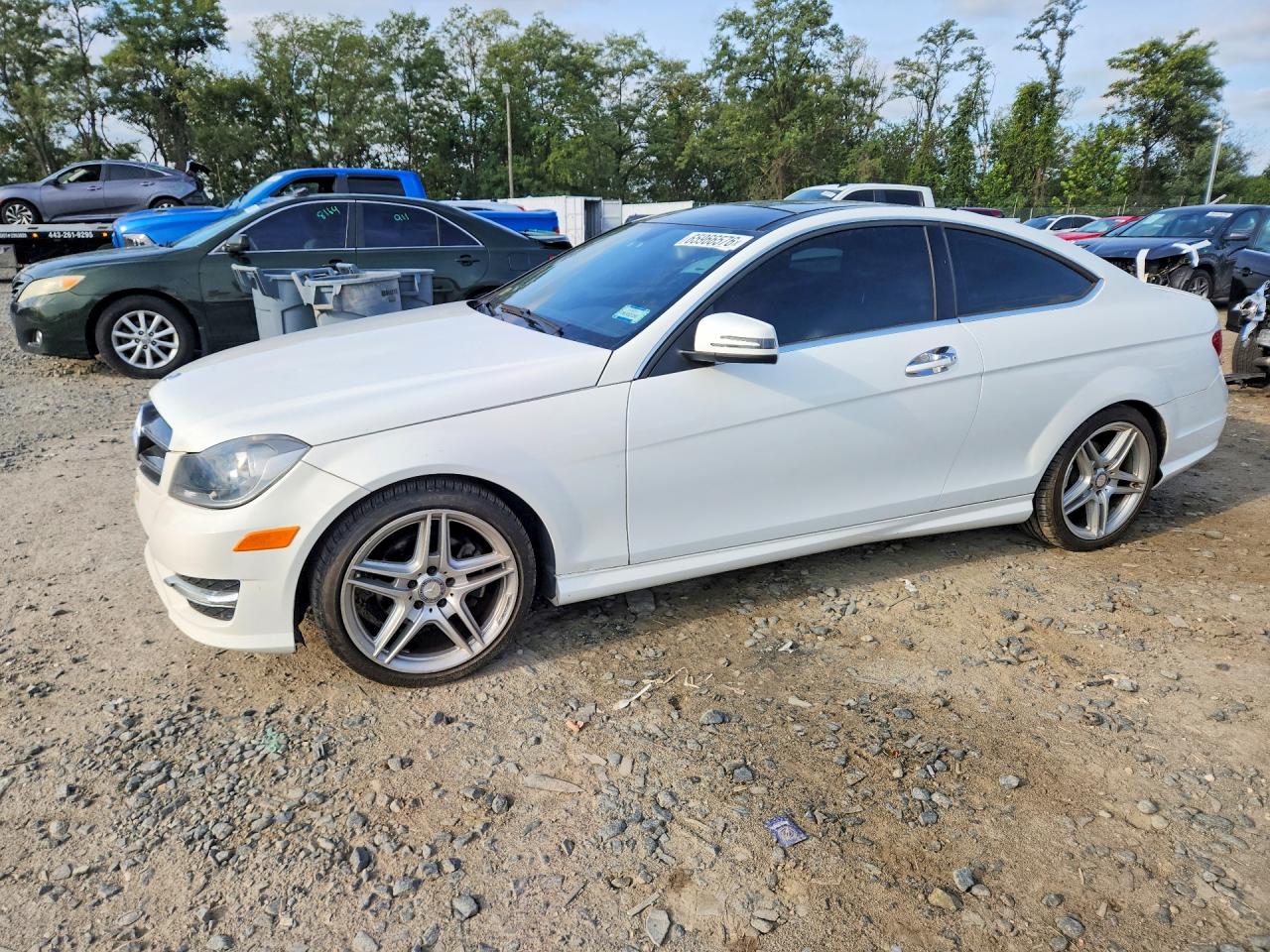 2014 MERCEDES-BENZ C-CLASS 250 | WDDGJ4HB5EG306947 | UPCARS