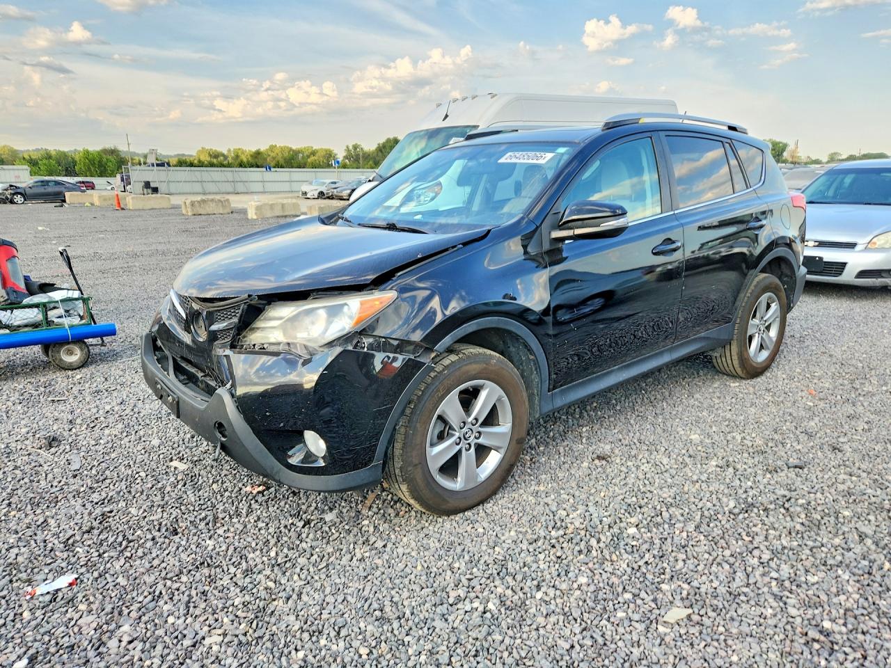 2015 TOYOTA RAV4 XLE | 2T3RFREV3FW241313 | UPCARS