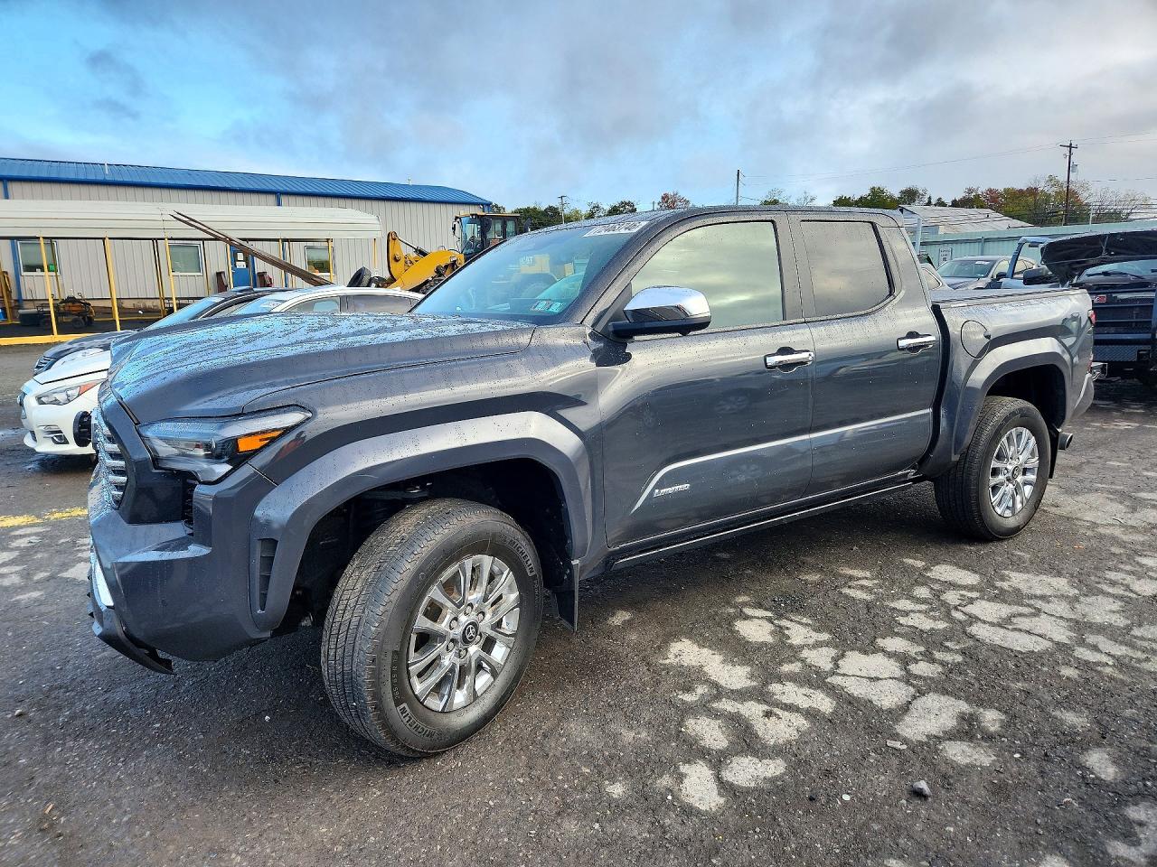 2025 TOYOTA TACOMA LIMITED | 3TMLB5JN3SM100320 | UPCARS