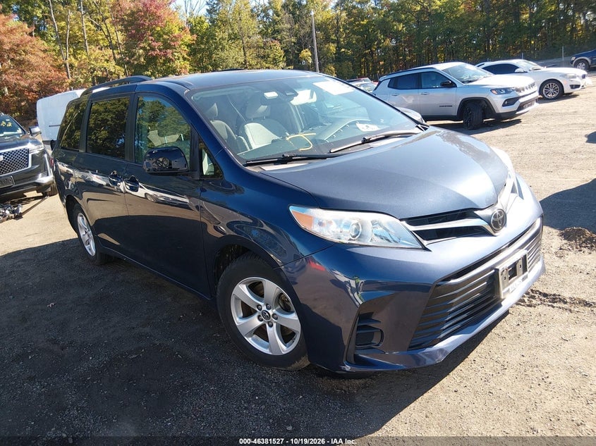 2018 TOYOTA SIENNA LE 8 PASSENGER | 5TDKZ3DC1JS901753 | UPCARS