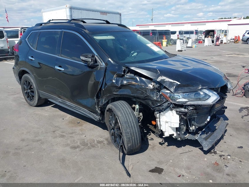 2017 NISSAN ROGUE SV | 5N1AT2MV9HC809399 | UPCARS
