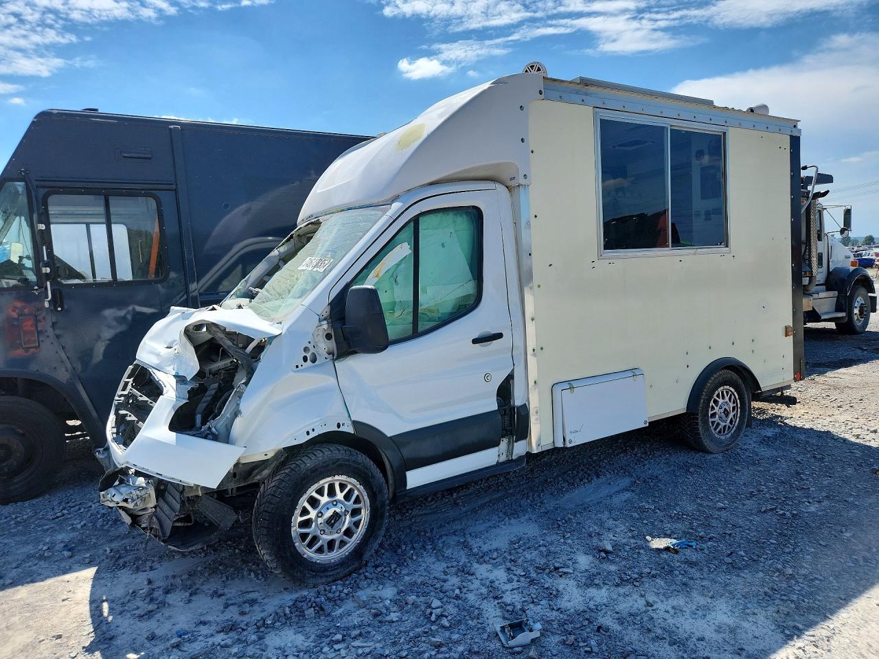 2017 FORD TRANSI T-250 | 1FDYR5PM7HKA69164 | UPCARS