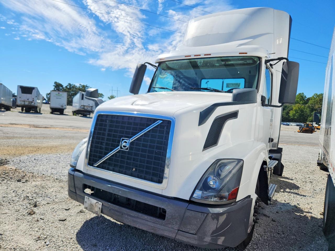 2018 VOLVO VN SEMI TRUCK | 4V4N39TGXJN892776 | UPCARS