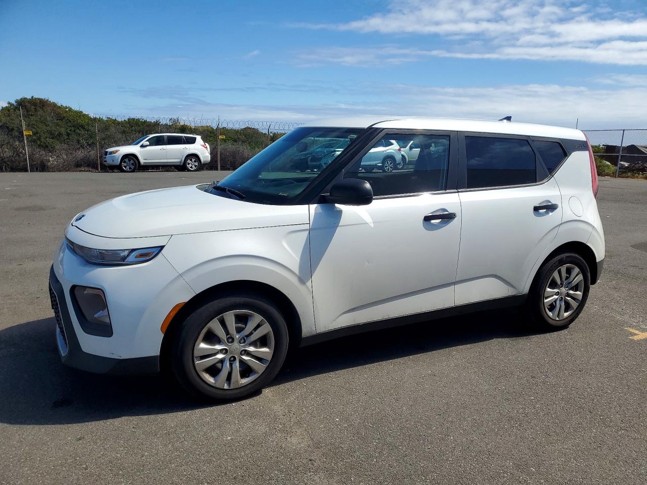 2020 KIA SOU LX | KNDJ22AU9L7051150 | UPCARS