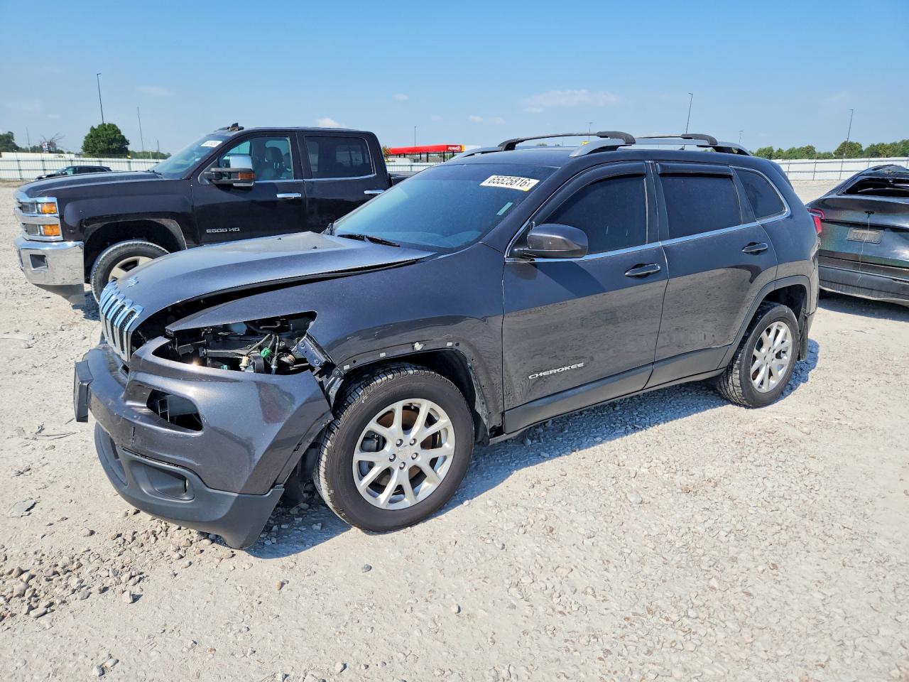 2017 JEEP CHEROKEE LATITUDE | 1C4PJLCS3HW613555 | UPCARS