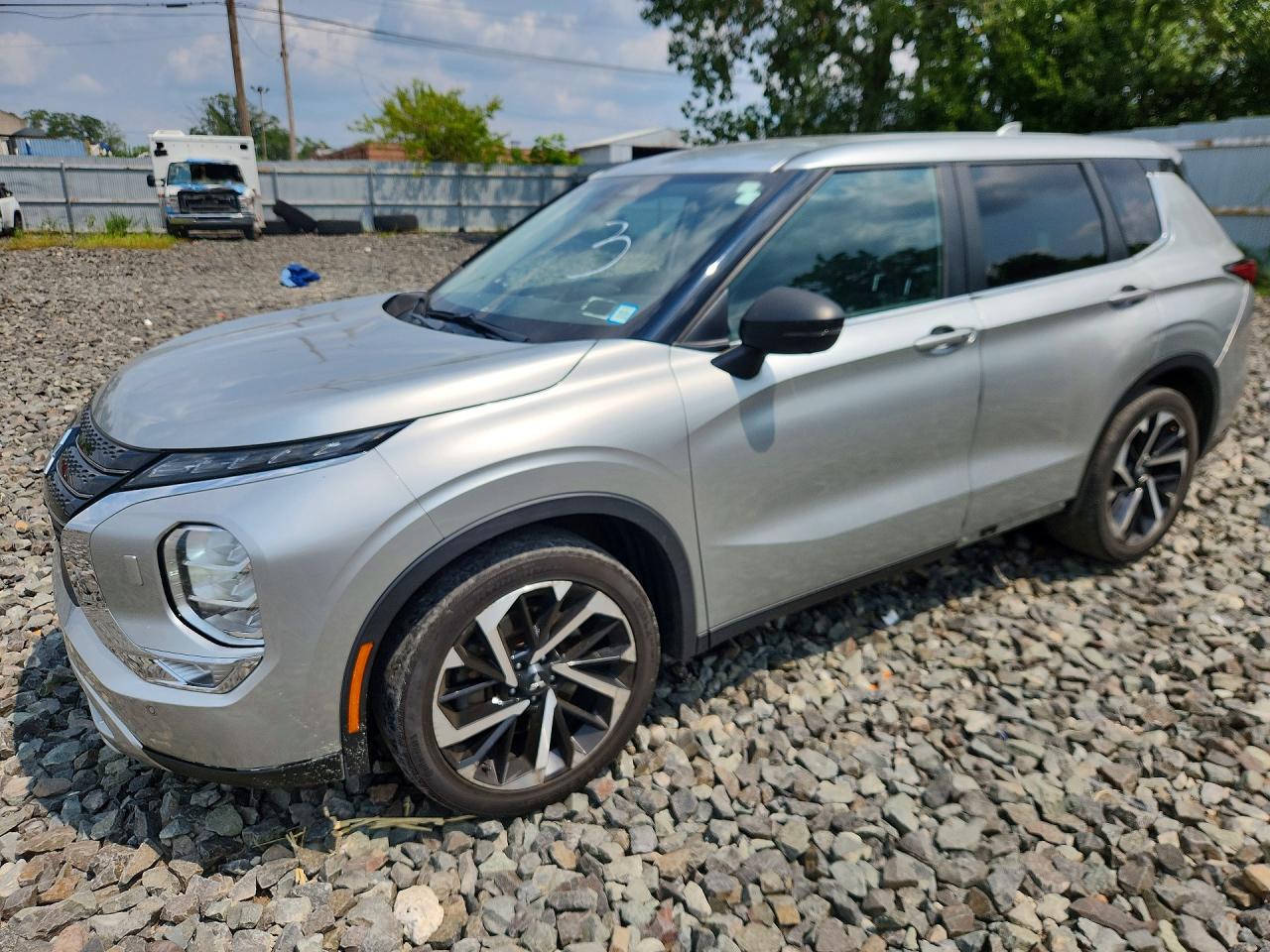 2022 MITSUBISHI OUTLANDER SE | JA4J4UA84NZ087774 | UPCARS