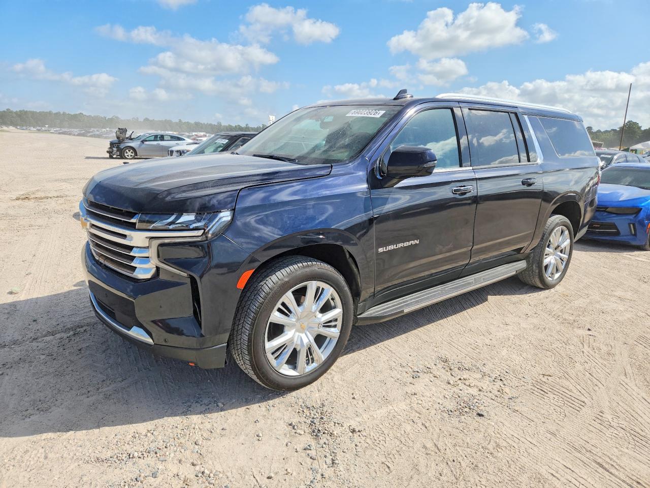 2022 CHEVROLET SUBURBAN K1500 HIGH COUNTRY | 1GNSKGKT0NR256815 | UPCARS