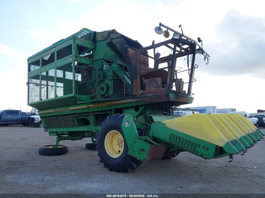 1997 JOHN DEERE 7455 COTTON STRIPPER | 7455X002083 | UPCARS
