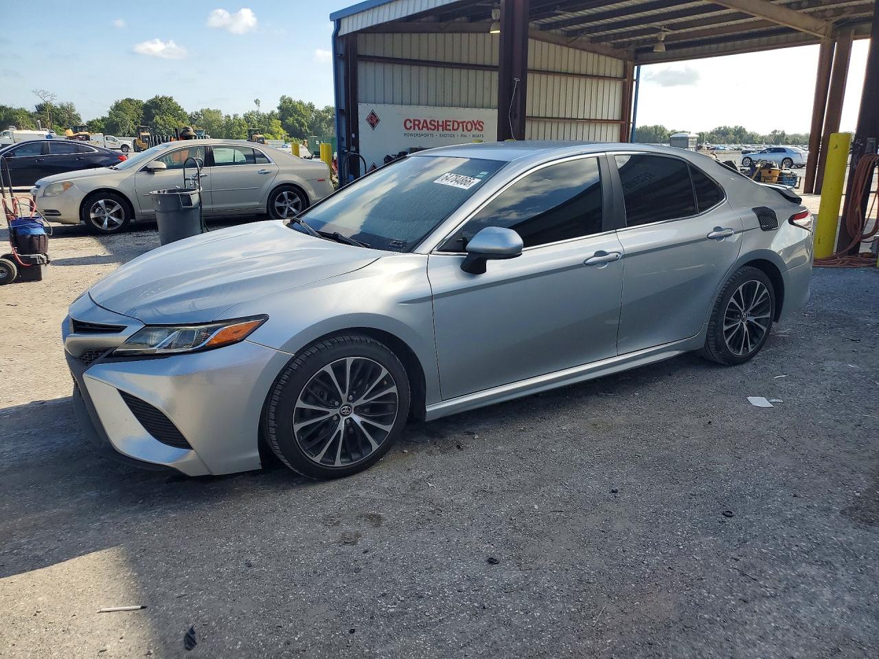 2018 TOYOTA CAMRY SE | 4T1B11HK6JU044463 | UPCARS