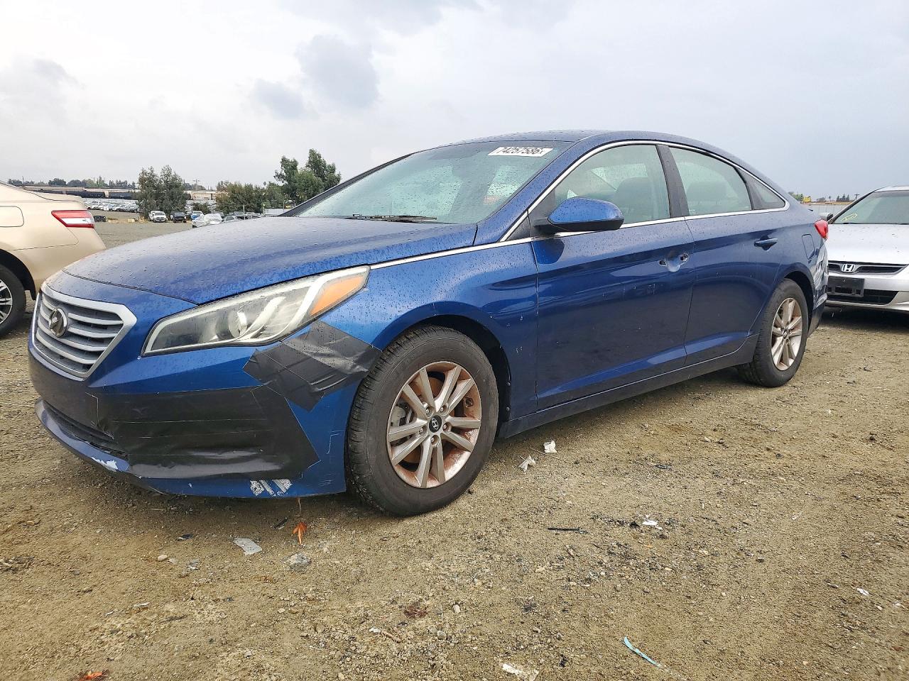 2016 HYUNDAI SONATA SE | 5NPE24AF2GH366212 | UPCARS