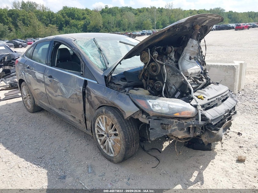 2014 FORD FOCUS TITANIUM | 1FADP3J26EL221371 | UPCARS