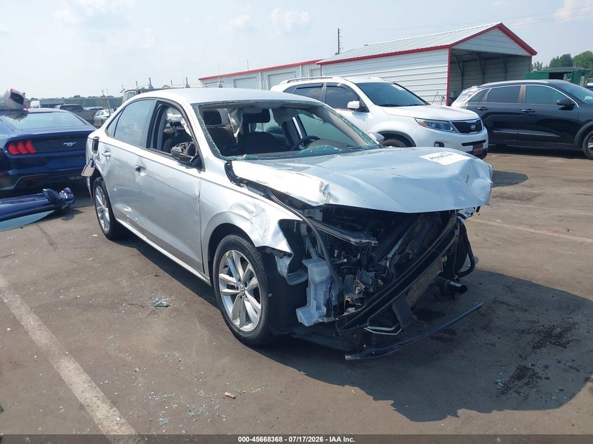 2020 VOLKSWAGEN PASSAT 2.0T S | 1VWAA7A3XLC005256 | UPCARS