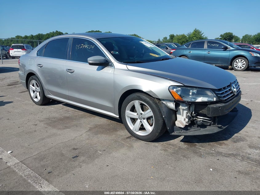 2013 VOLKSWAGEN PASSAT 2.0L TDI SE | 1VWBN7A35DC043682 | UPCARS