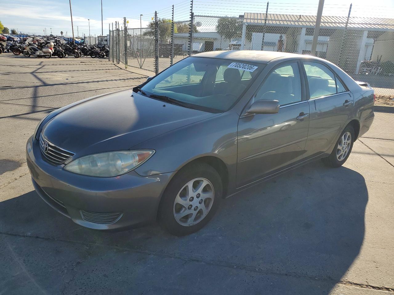 2005 TOYOTA CAMRY LE | 4T1BE32K25U505589 | UPCARS