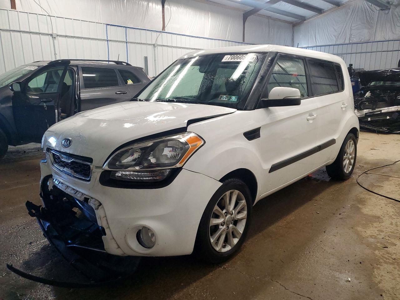 2012 KIA SOUL + | KNDJT2A63C7365875 | UPCARS