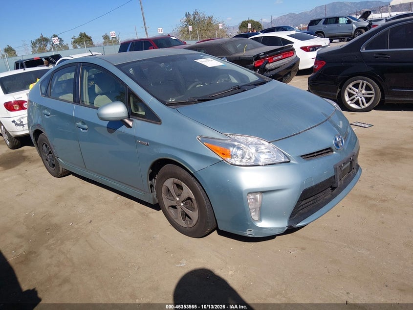 2015 TOYOTA PRIUS THREE | JTDKN3DU3F1907059 | UPCARS