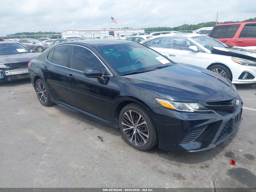 2018 TOYOTA CAMRY SE | 4T1B11HK3JU571425 | UPCARS