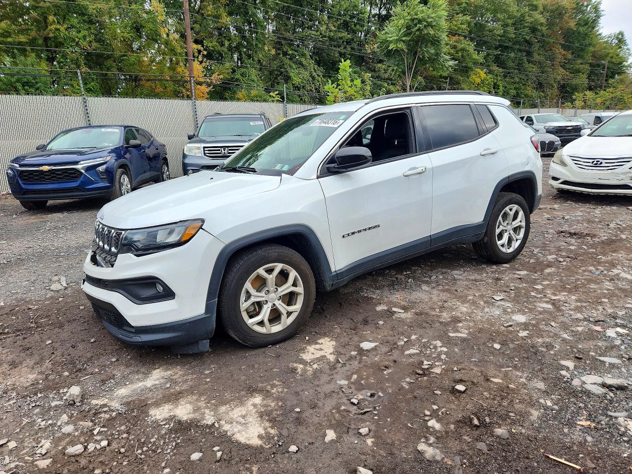 2024 JEEP COMPASS LATITUDE | 3C4NJDBN8RT100527 | UPCARS