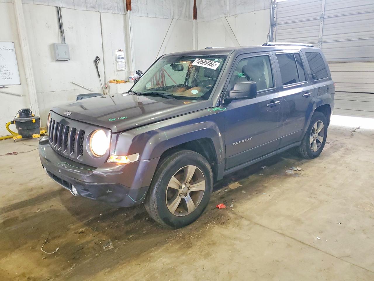 2016 JEEP PATRIOT LATITUDE | 1C4NJRFB6GD746990 | UPCARS
